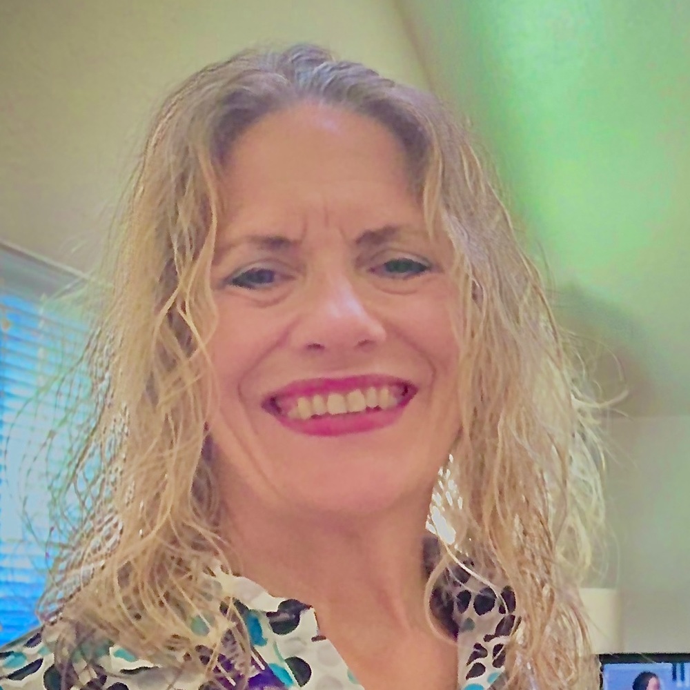 Meet your Posher, Joy